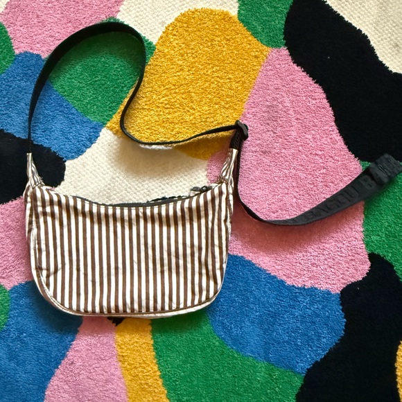 BAGGU Striped Crossbody Bag - Brown and White - Picture 2 of 2